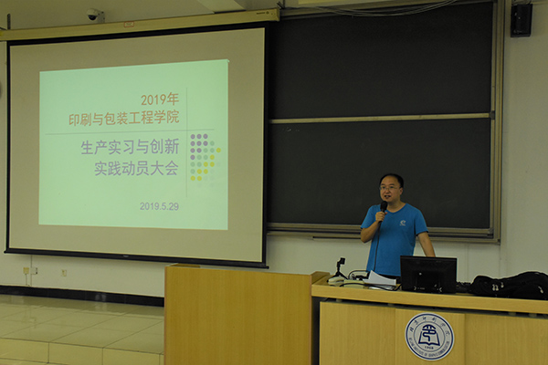 3dbc07d124674723928bab59c42df6b1.jpg 3dbc07d124674723928bab59c42df6b1.jpg